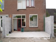 Honingzwam muren en vloer klaar